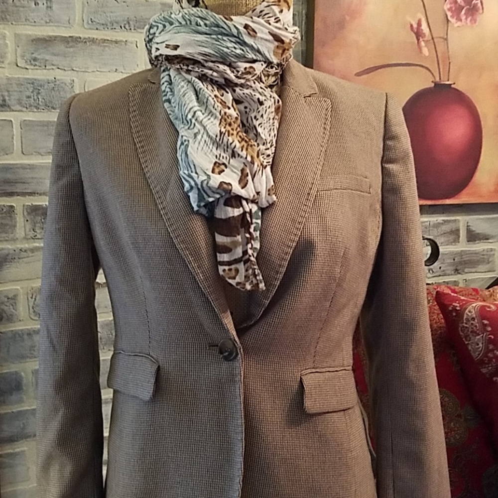 Jones New York Stretch Blazer coat. 10 P